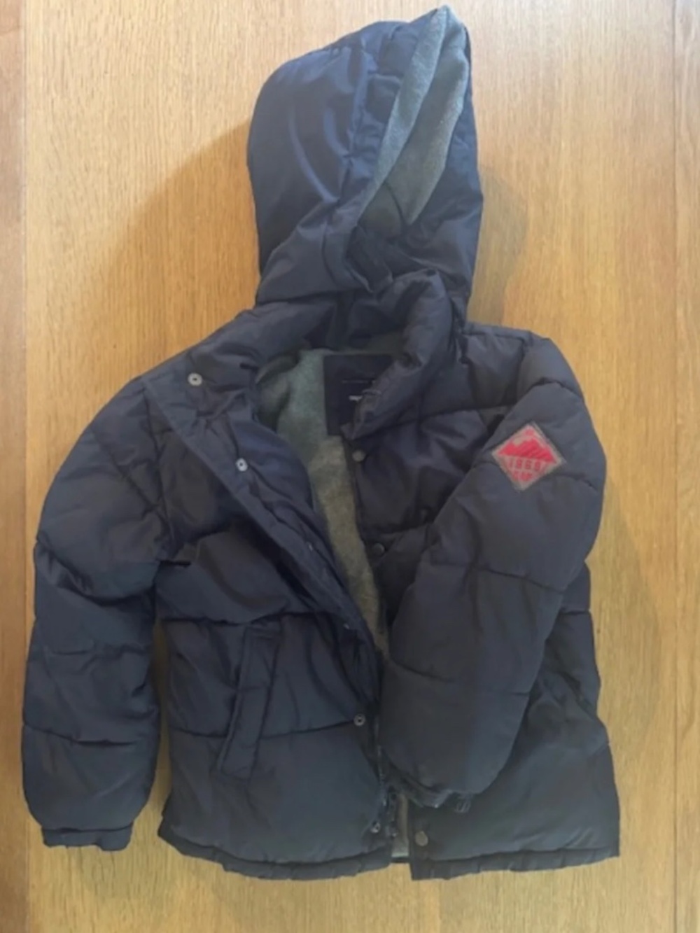 GAP KIDS blue puffer jacket. 8-9 Years